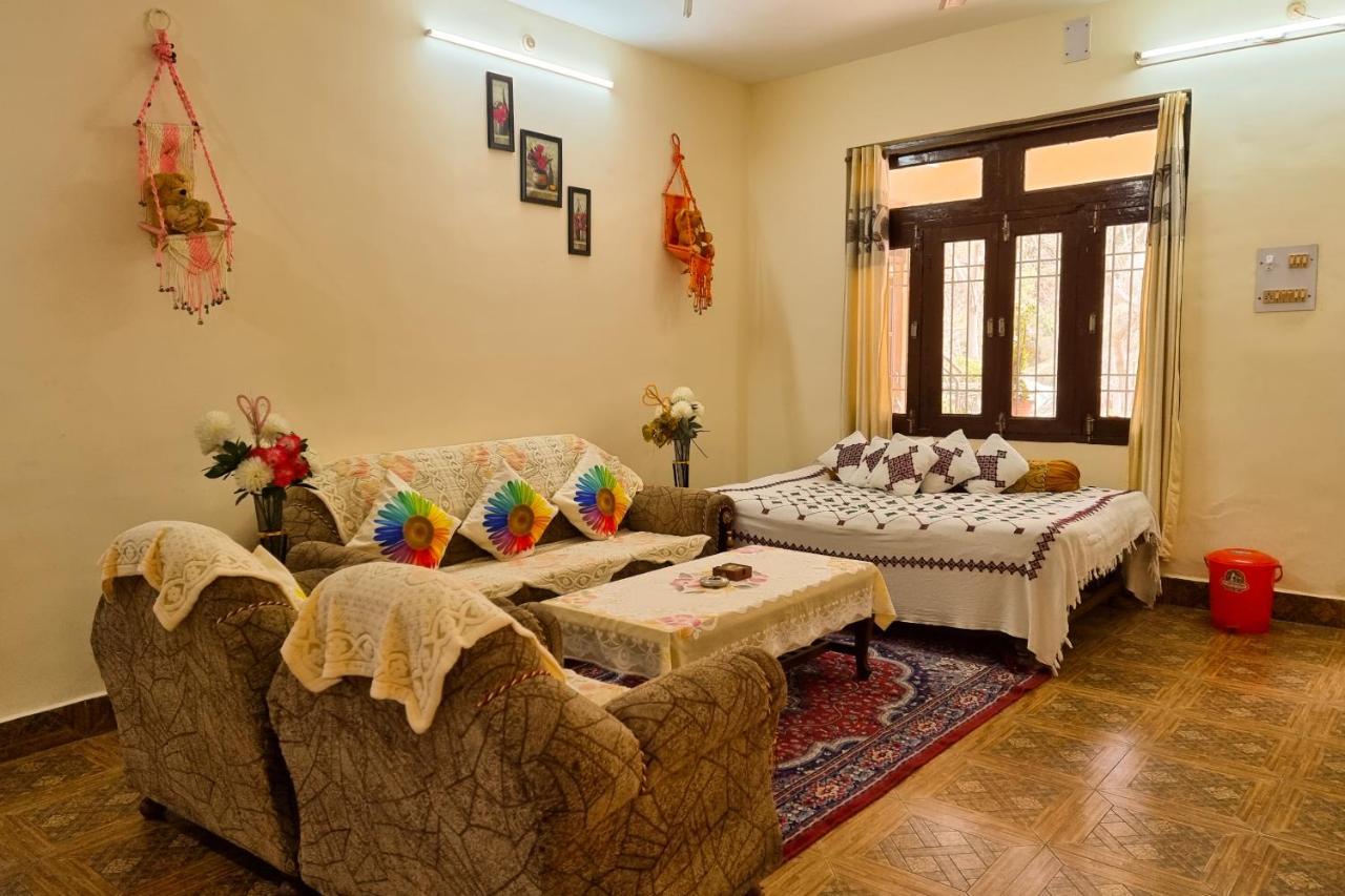 Aditya Homestay Dalhousie Esterno foto