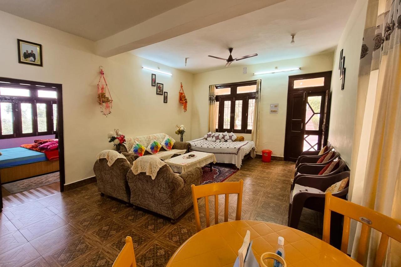 Aditya Homestay Dalhousie Esterno foto