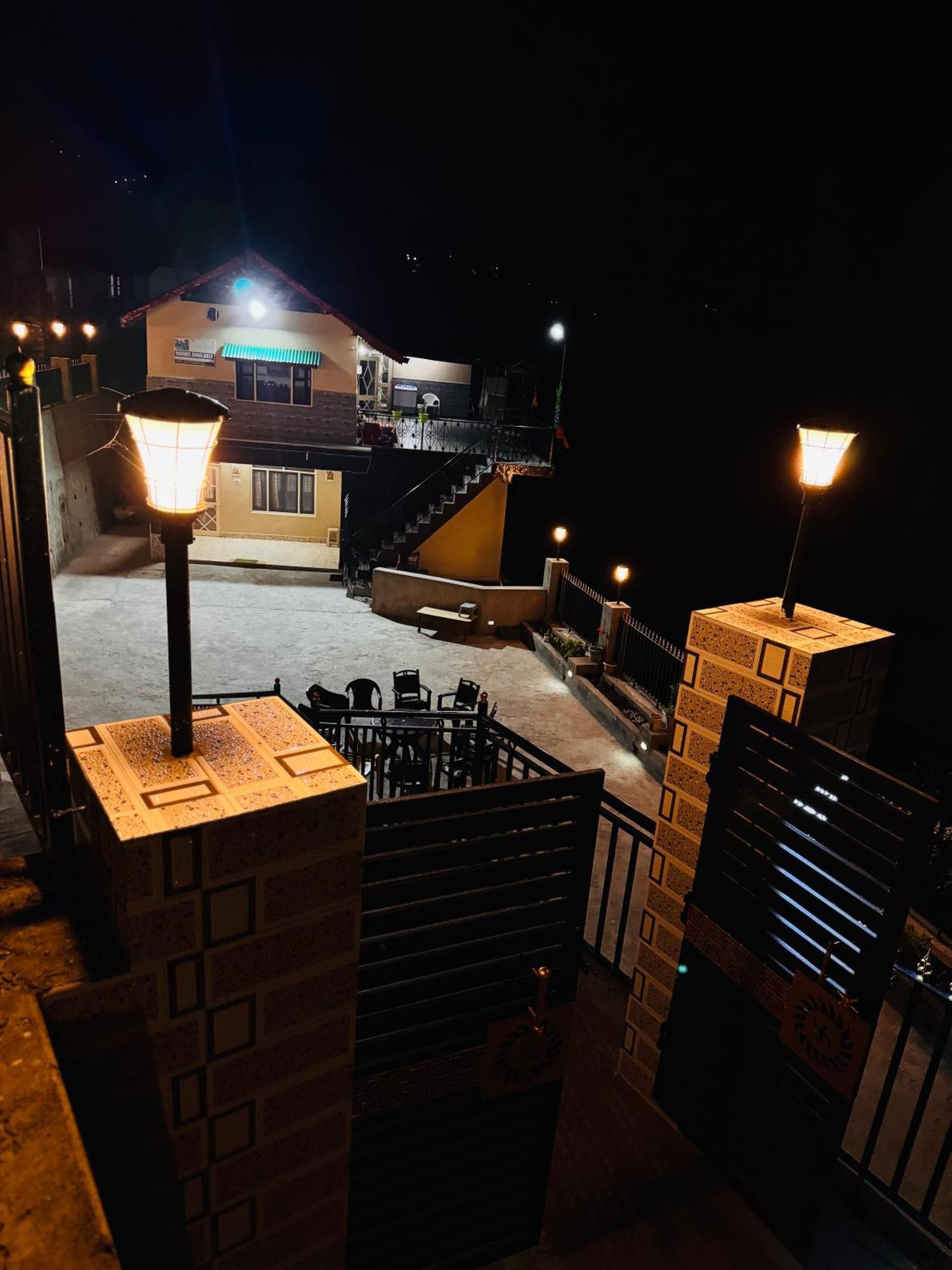 Aditya Homestay Dalhousie Esterno foto
