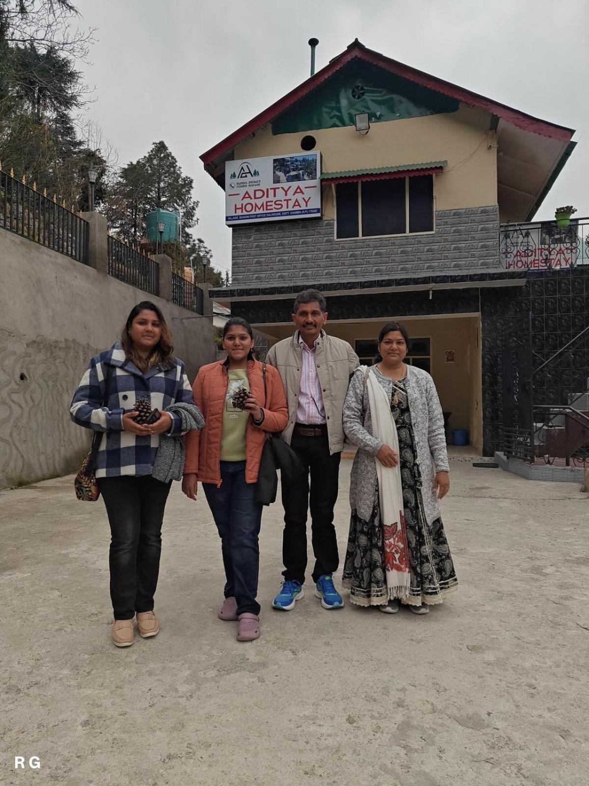 Aditya Homestay Dalhousie Esterno foto