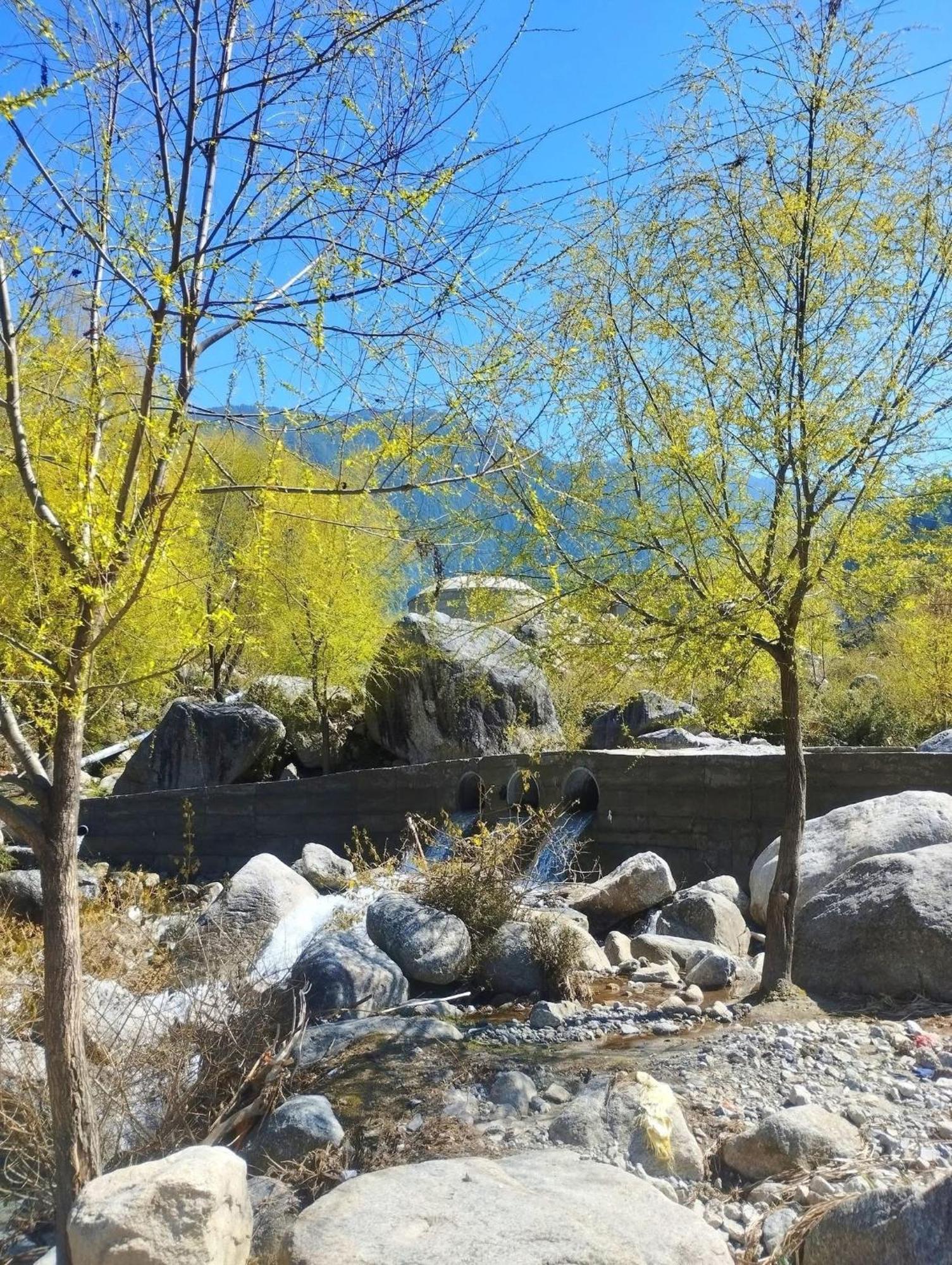 Aditya Homestay Dalhousie Esterno foto